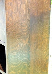 Detail solid quarter-sawn oak side.